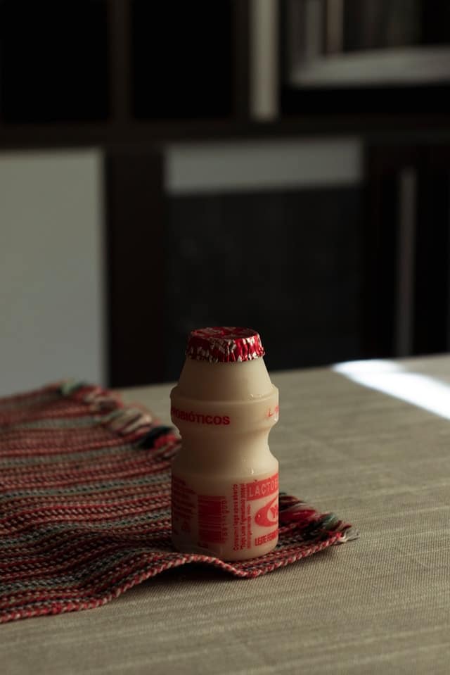 sensibiliser sans sur-promettre sur le lien intestin & hormones pour Yakult