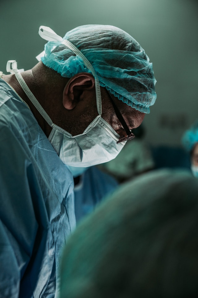 l&rsquo;IA fait gagner 16 jours par an aux cliniciens… mais le déficit de formation inquiète